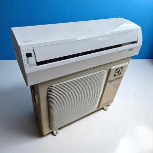 Сплит-система Electrolux EACS/I-09HP/N3_15Y (уценка)